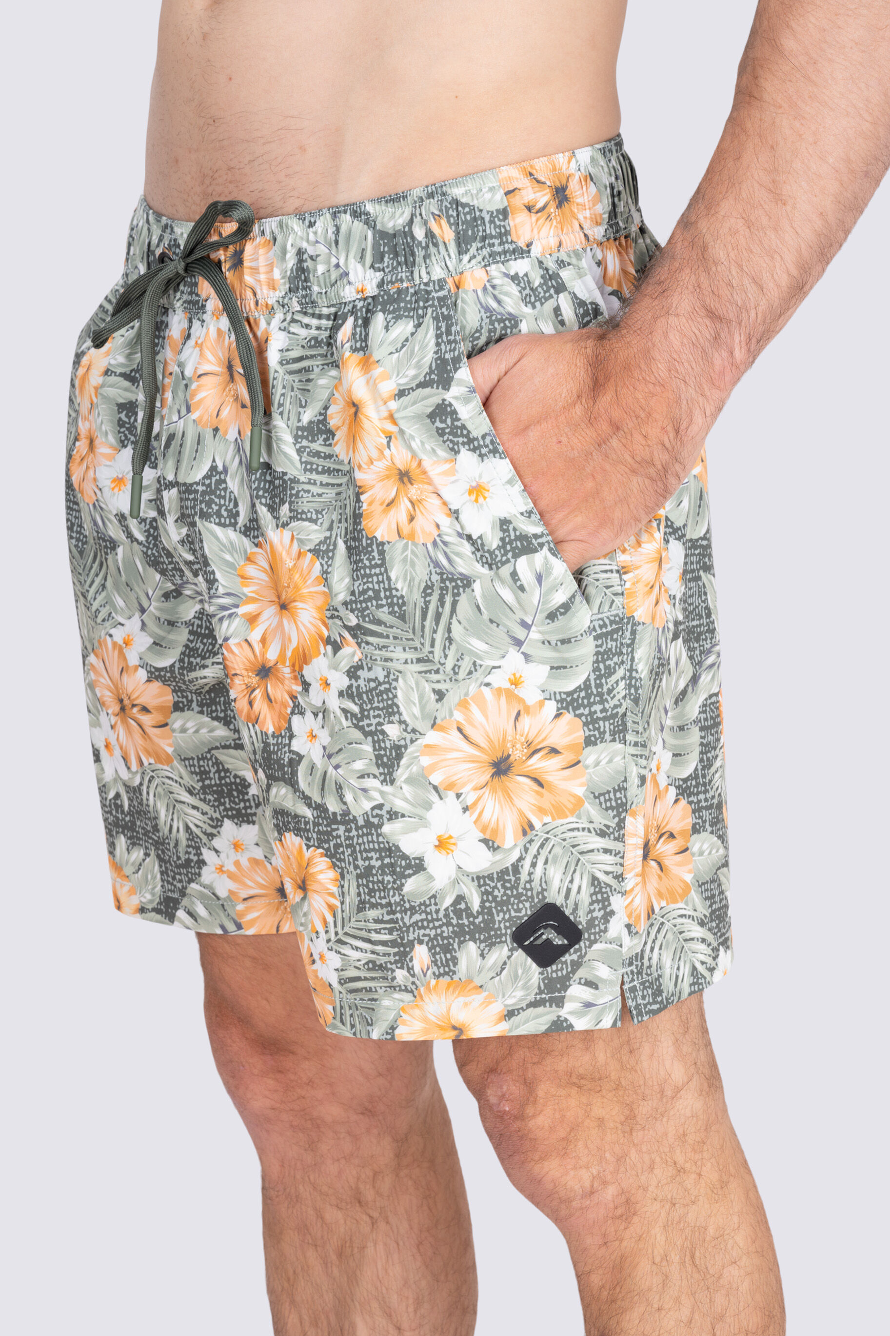 Mens swim deals shorts nz