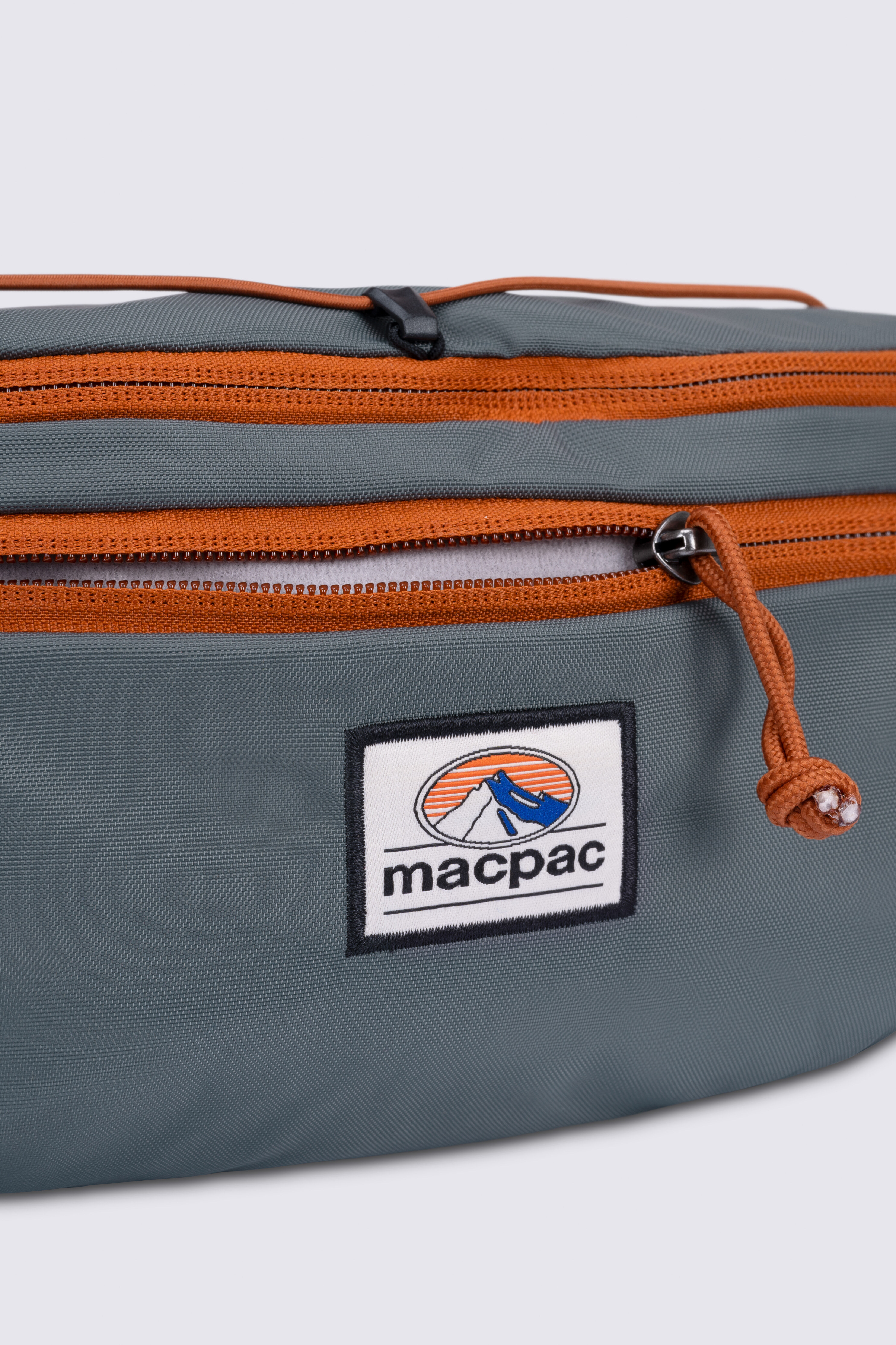 Macpac bum bag shop