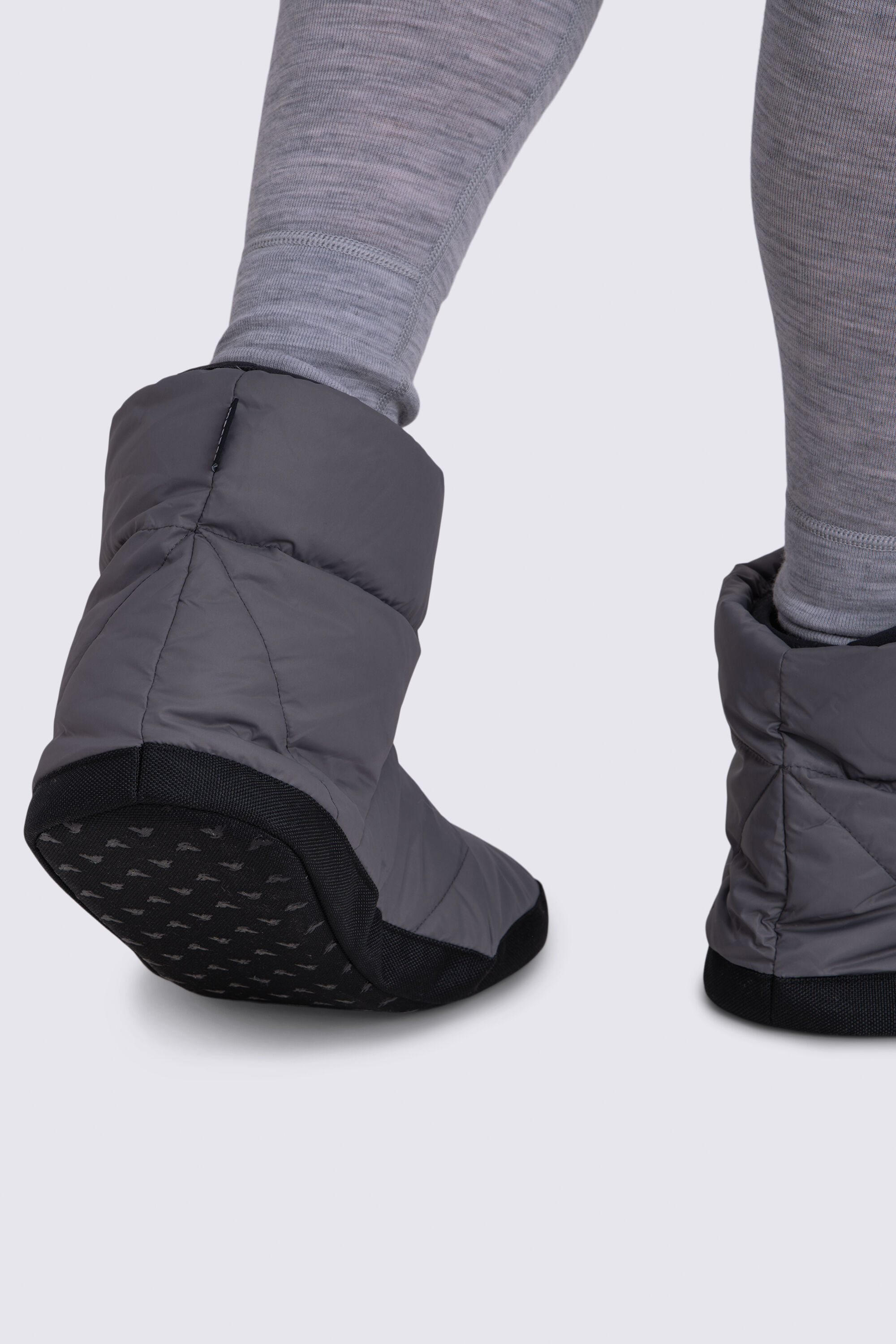 Macpac down booties clearance