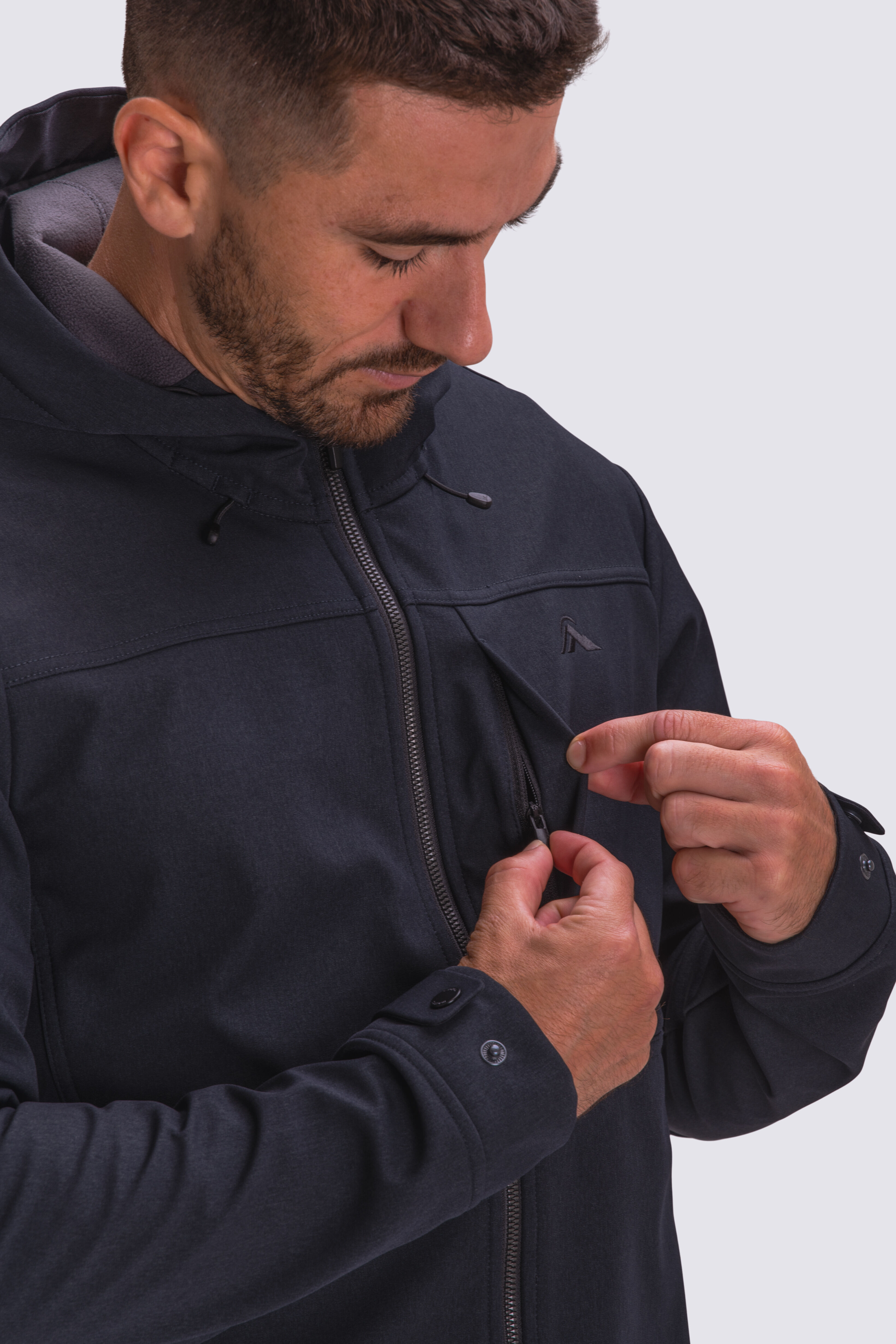 Macpac discount softshell jacket