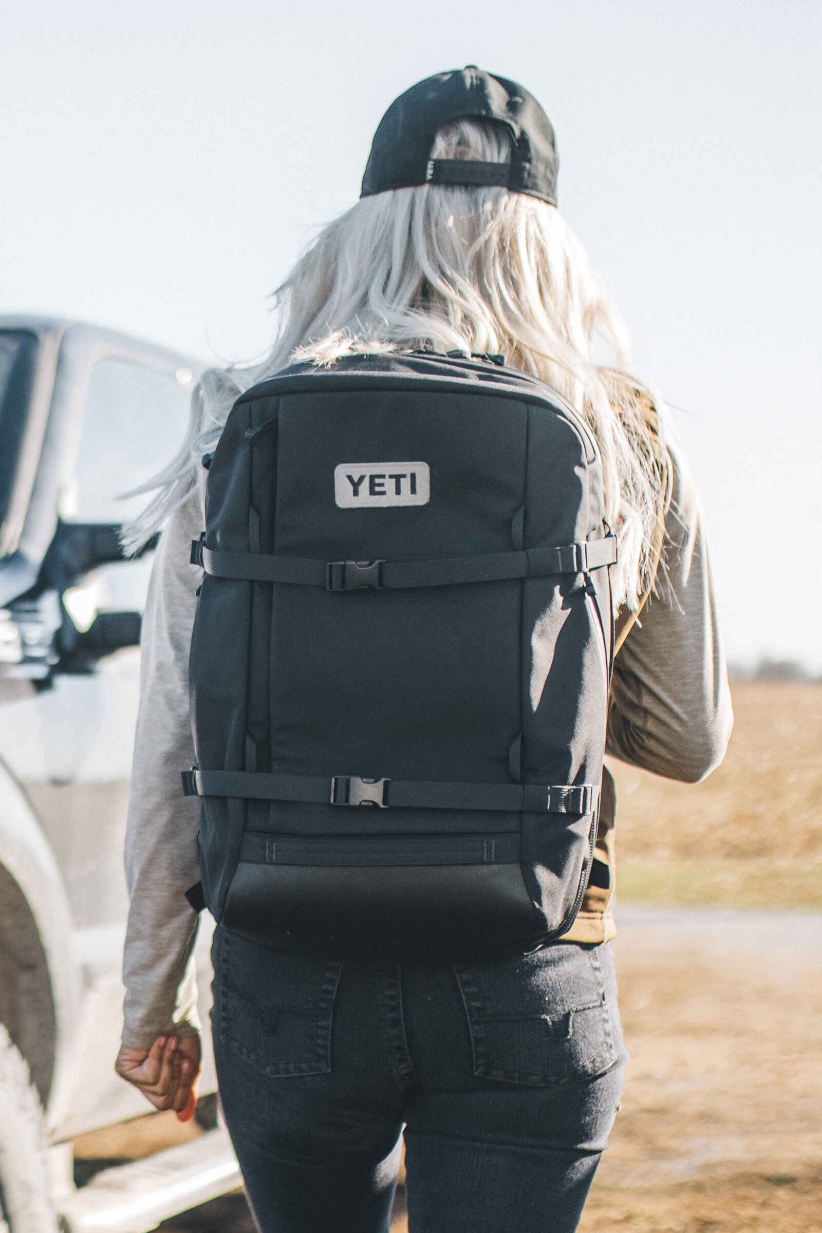 35l backpack sales