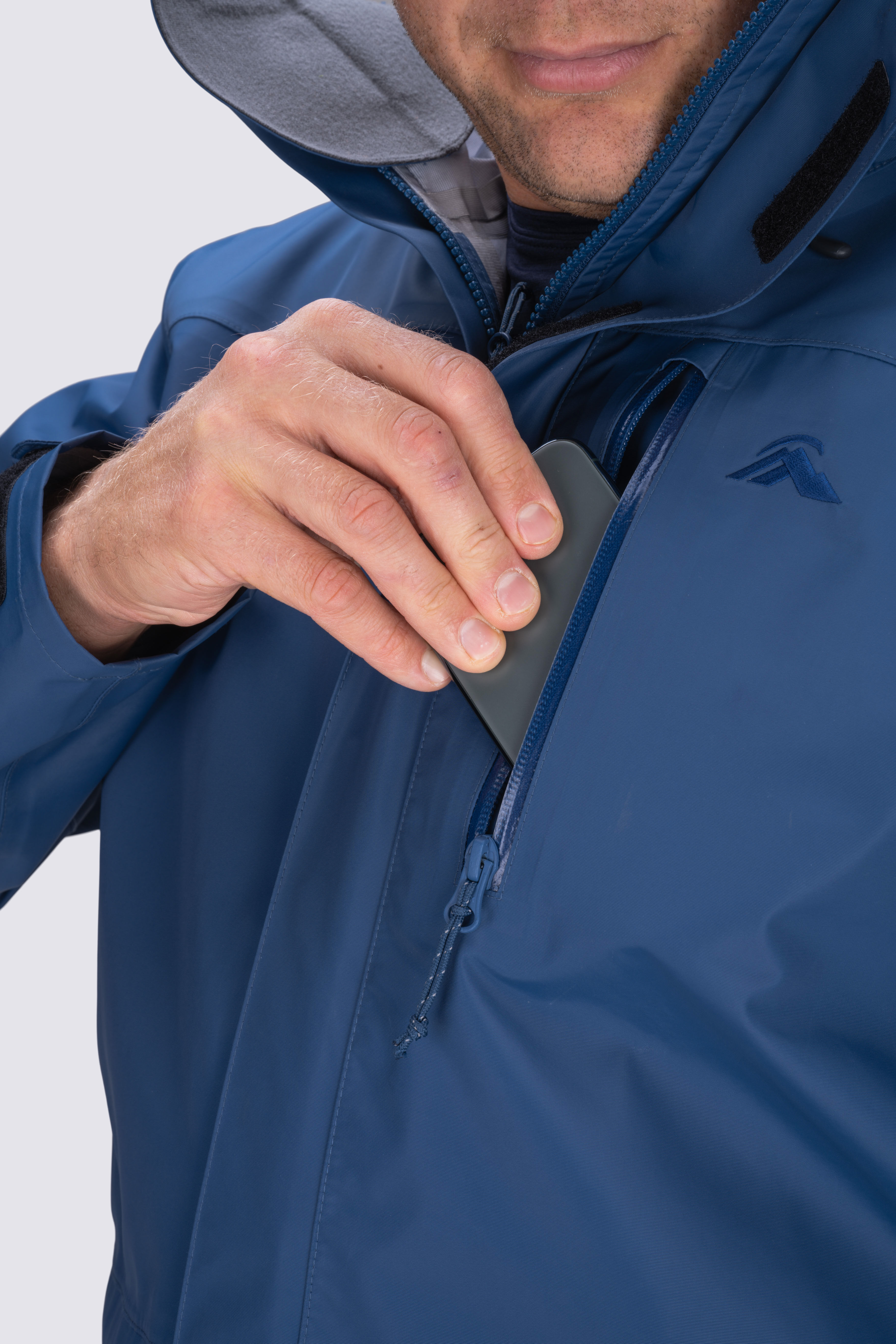 Macpac Men s Copland Raincoat Macpac