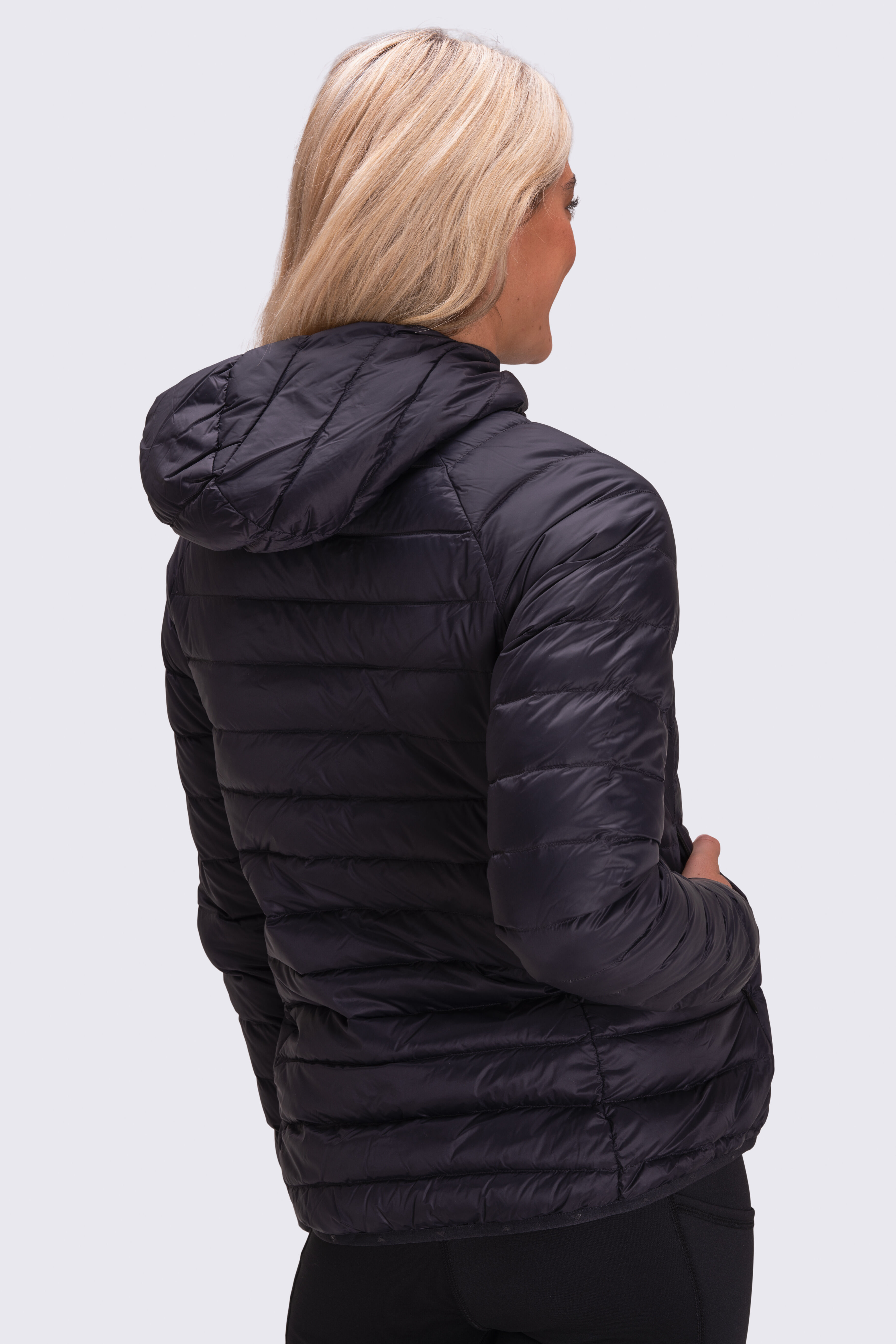 Macpac black cheap puffer jacket