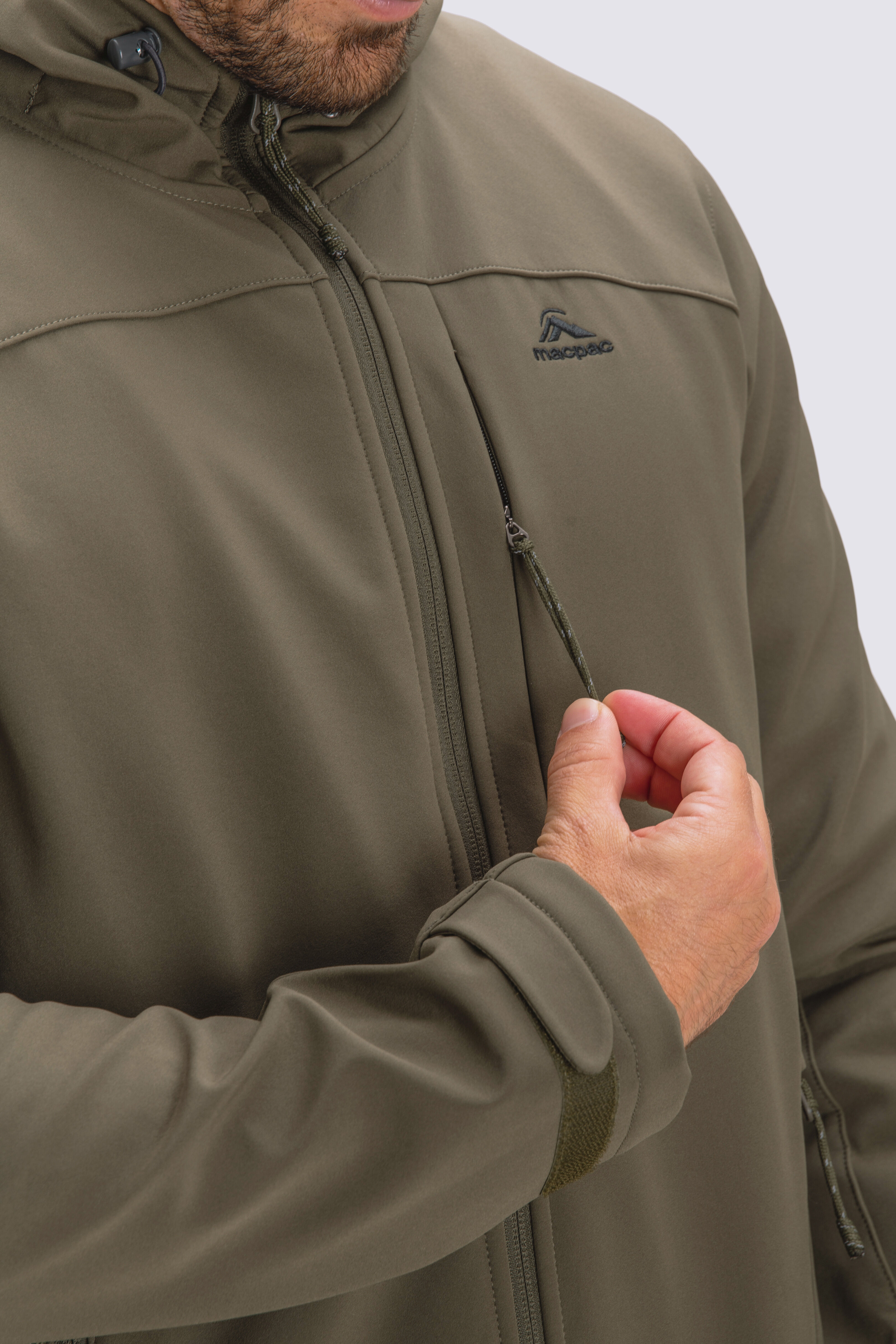 Macpac Men s Sabre Hooded Softshell Jacket Macpac
