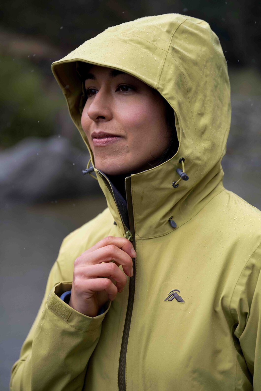Macpac dispatch rain jacket hot sale
