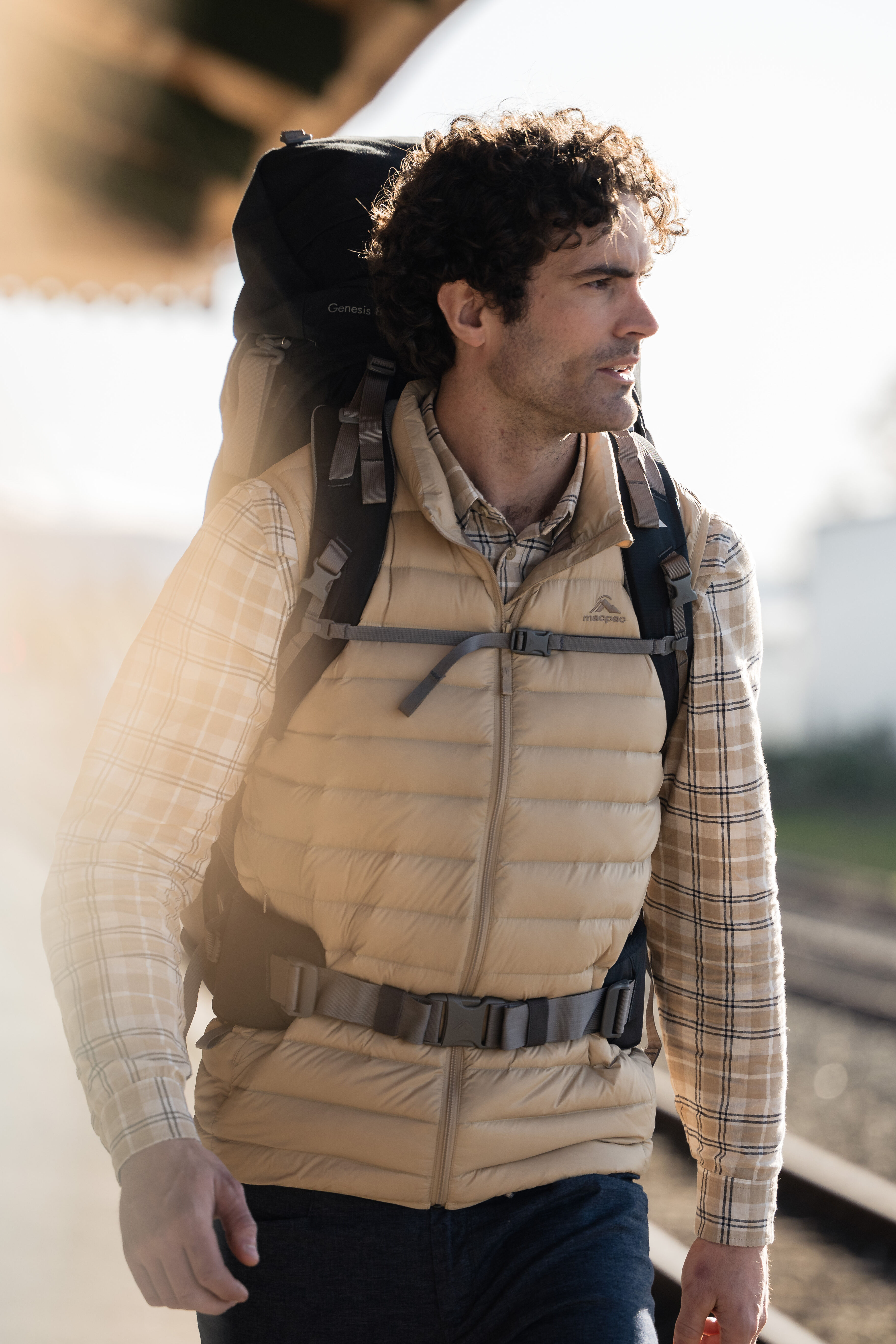 Macpac vest store