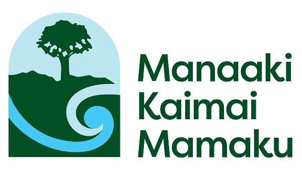 Manaaki Kaimai Mamaku Logo